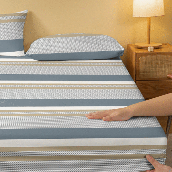 1pc Minimalist Modern Geometric Curve Striped Pattern Printed Brushed Fitted Sheet, Bedroom Printed Bedspread, Mattress Cover, Mattress Pad, Protective Cover, Bedding (Pillow Case Not Included)