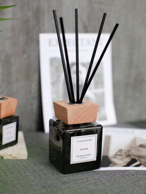 1 Set Flameless Aromatherapy Kit For Hotel & Home Use (1 Bottle Essential Oil & 5 Diffuser Sticks), Natural Plant Mixed Oils, Indoor Aromatherapy, Home Decor Fragrance, Lasting Scent, Suitable For Gifts, Birthdays, Christmas, Bedrooms, Study, Living Room, Bathroom, Odor Removal