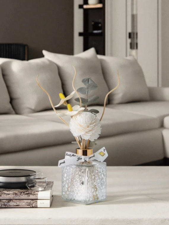 1 Set Aromatherapy Diffuser Kit (Includes Dried Flowers, Rattan), Indoor Fragrance Therapy, Natural Plant Mixed Essential Oil, Home Decor Fragrance, Flammeless Rattan Sticks Incense Decor, Long-Lasting Aroma, Suitable For Gifts, Birthdays, Christmas, For Indoor Bedroom, Study, Living Room, Bathroom, Etc.